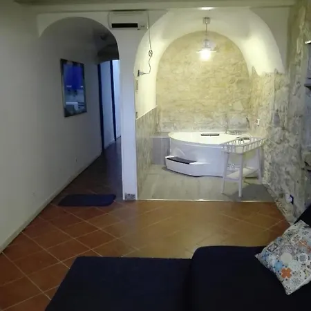 Only For Two Giumbabulla