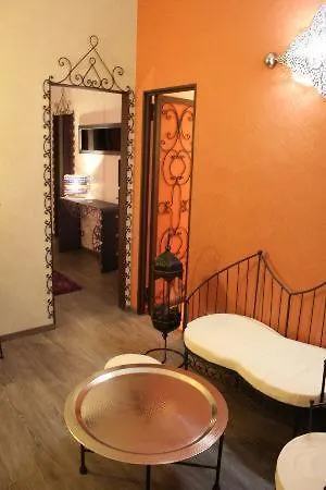 Only For Two Giumbabulla 4*