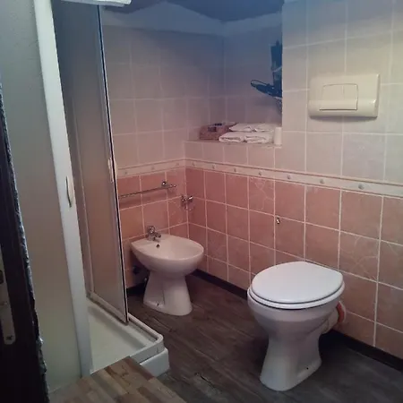 Only For Two Giumbabulla Pensionat 3*