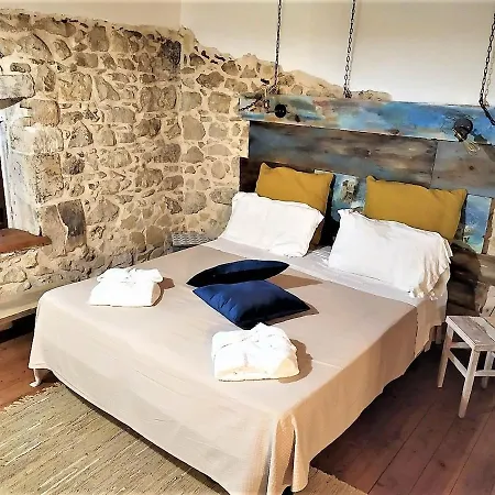 Only For Two Giumbabulla